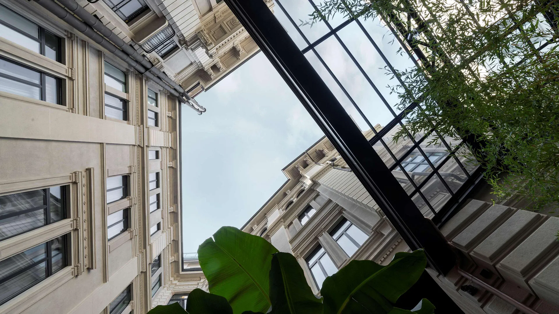 ***** Hotel Radisson Collection Hotel, Palazzo Touring Club Milan Italy