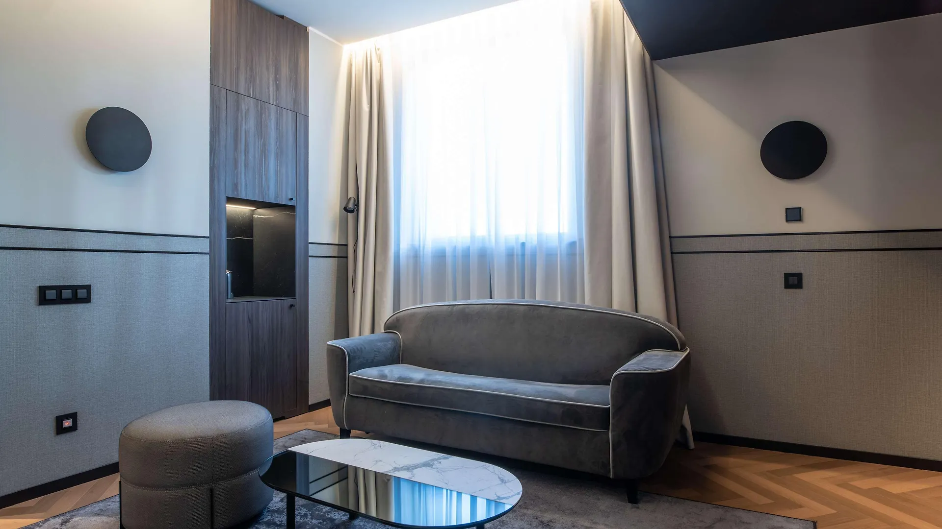 Radisson Collection Hotel, Palazzo Touring Club Milán Hotel