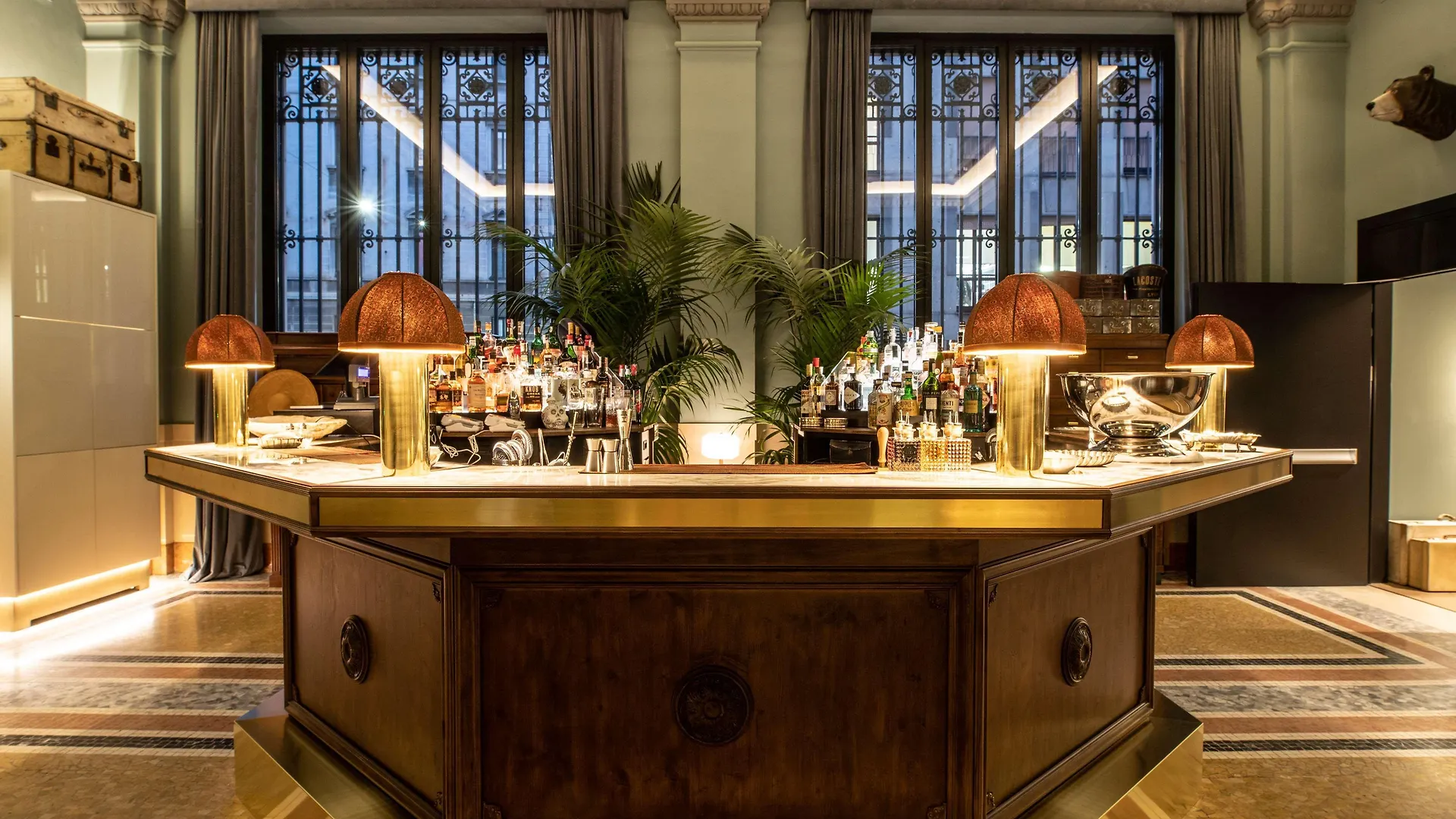 Radisson Collection Hotel, Palazzo Touring Club Milano 5*,