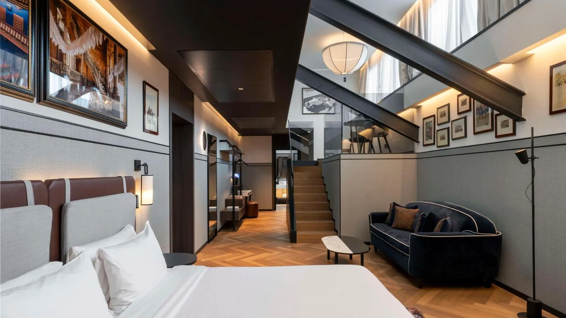 Radisson Collection Hotel, Palazzo Touring Club Milaan