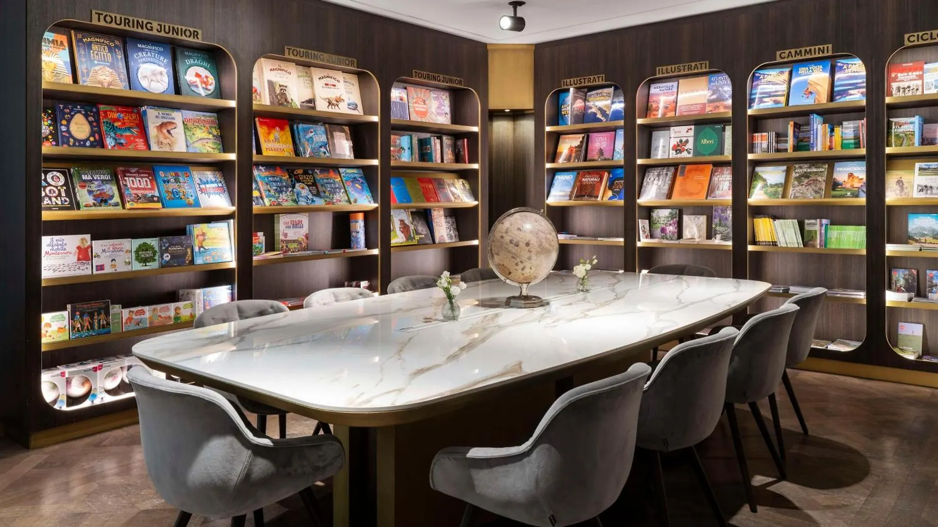 Radisson Collection Hotel, Palazzo Touring Club Milano Italia