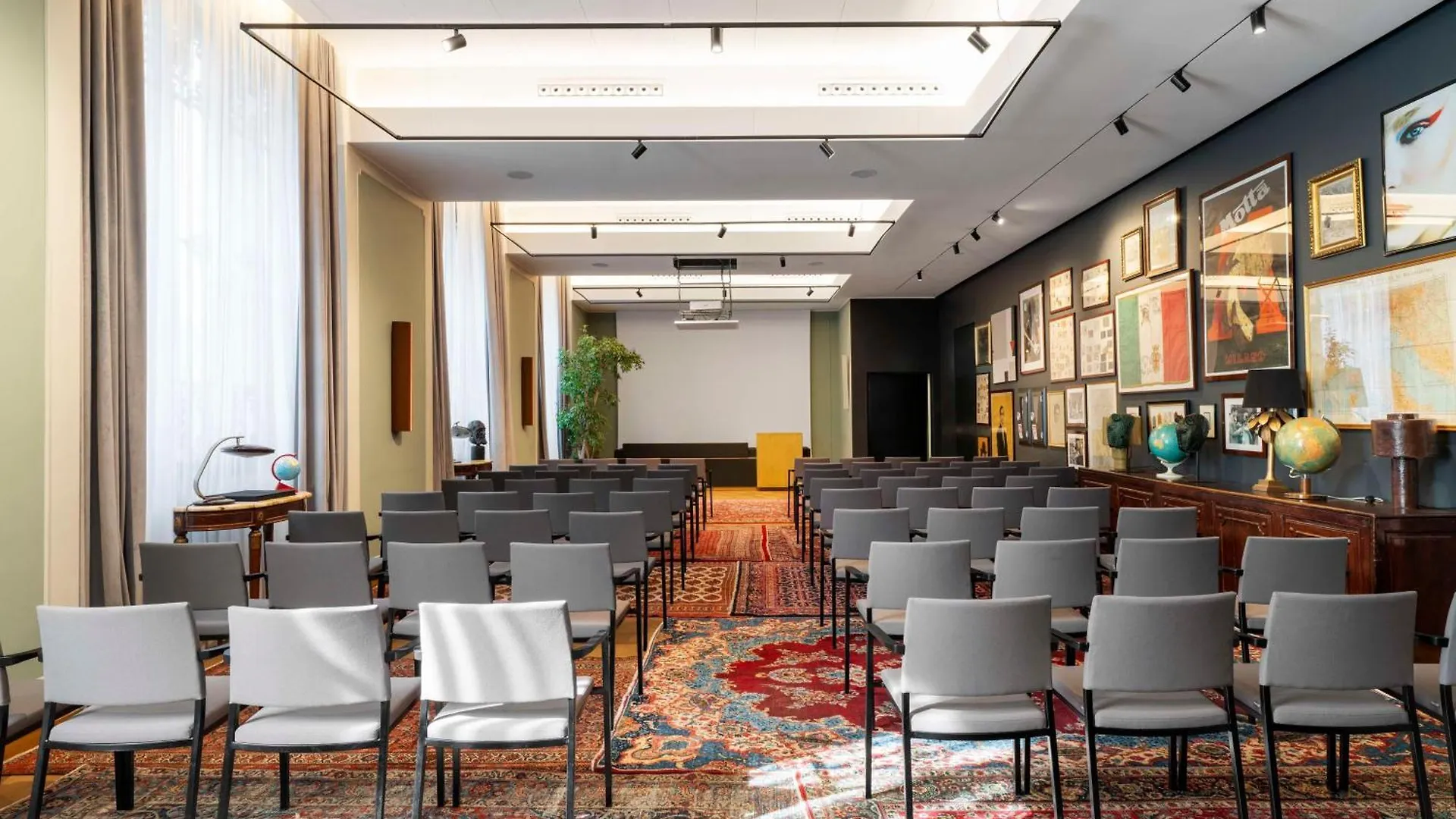 ***** Hotel Radisson Collection Hotel, Palazzo Touring Club Milano Italia