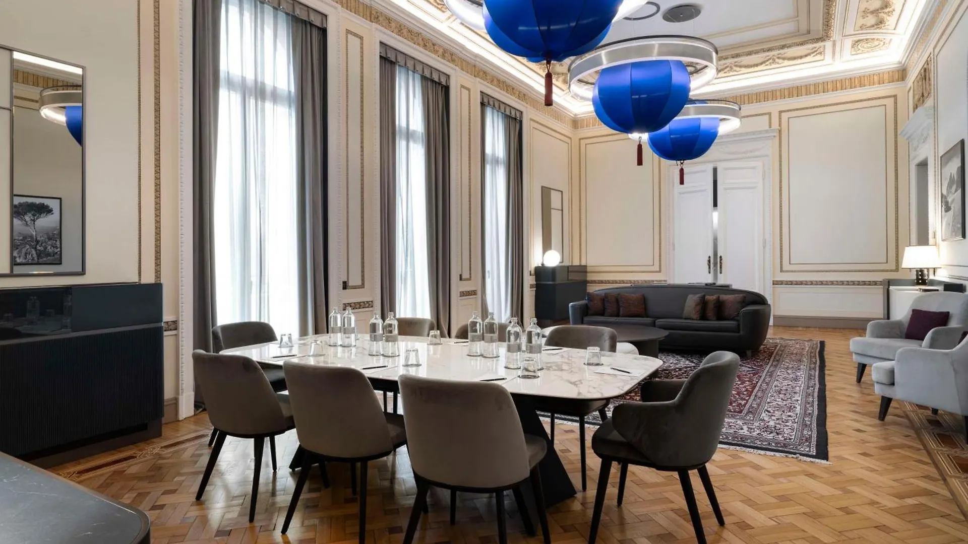 Radisson Collection Hotel, Palazzo Touring Club Milano 5*,